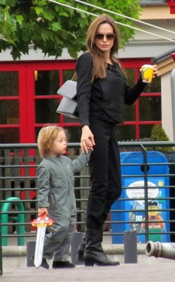YEAH, SNYGGING PÅ LEGOLAND!